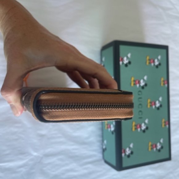 Gucci GG Disney X Mickey Mouse Zip Around Tan Gold Brown Purse Wallet Italy NEW - Picture 9 of 13